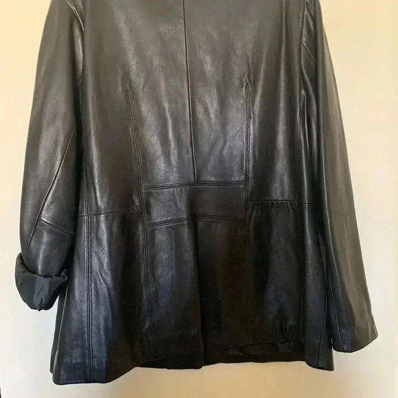 Avanti Black Leather Coat with Pockets - Picture 7 of 8